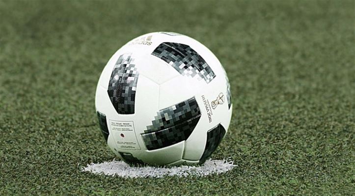 Få stillinger og resultater på de største fodboldligær